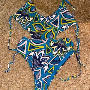 AEO Cut out One Piece Swimsuit